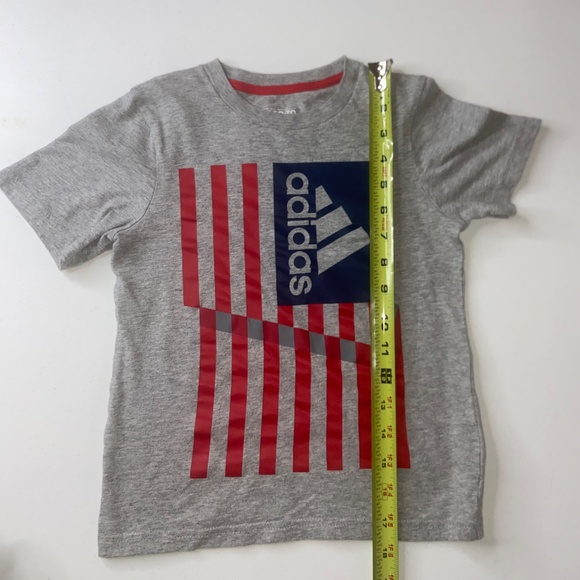 Adidas The Go To Tee American Flag Little Boys Tee Size 5 - Picture 3 of 9